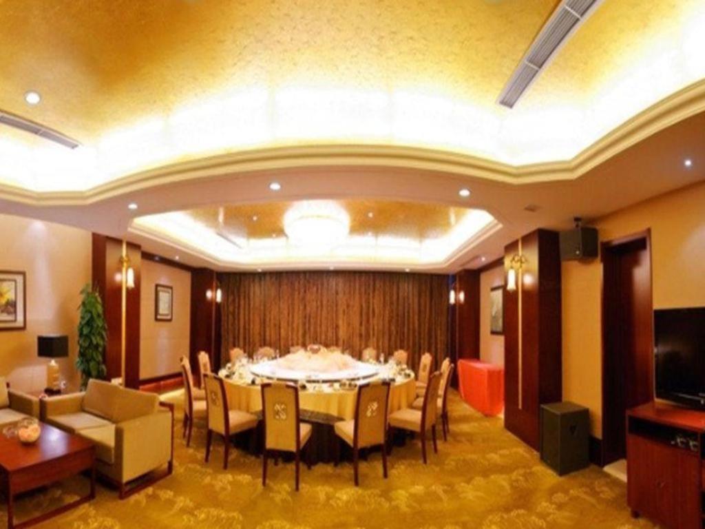 Ramada Plaza Shenyang Citycenter Екстер'єр фото
