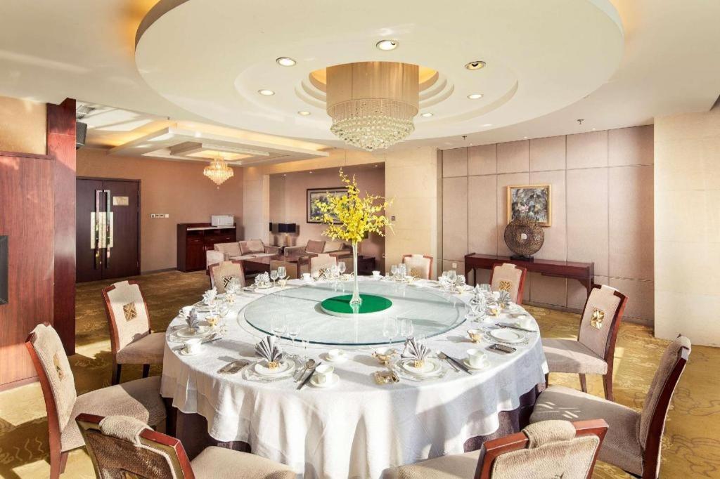 Ramada Plaza Shenyang Citycenter Екстер'єр фото