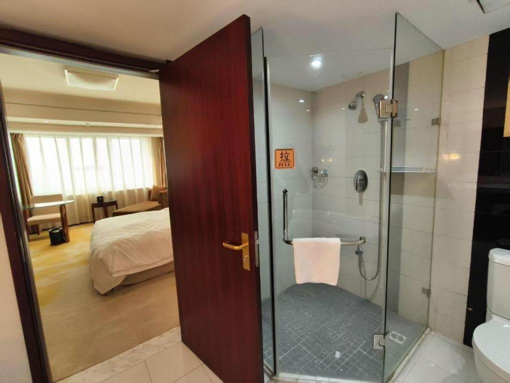 Ramada Plaza Shenyang Citycenter Екстер'єр фото