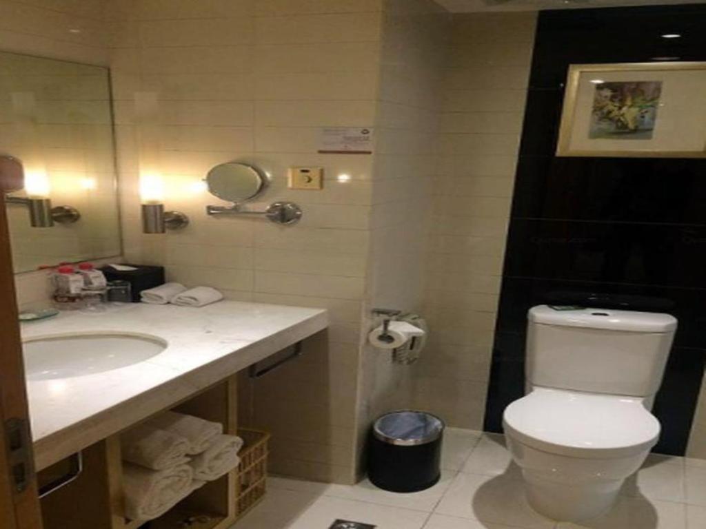 Ramada Plaza Shenyang Citycenter Екстер'єр фото
