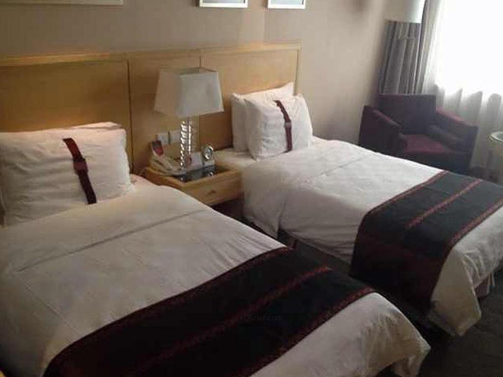 Ramada Plaza Shenyang Citycenter Екстер'єр фото