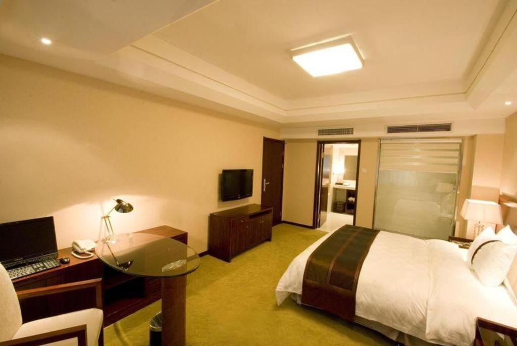 Ramada Plaza Shenyang Citycenter Екстер'єр фото