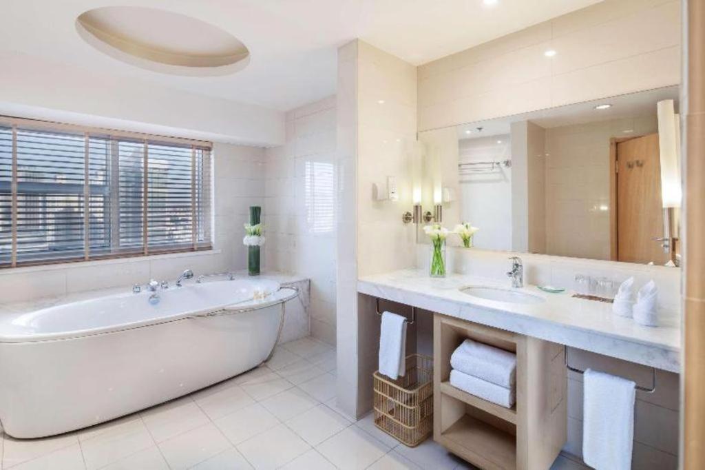 Ramada Plaza Shenyang Citycenter Екстер'єр фото